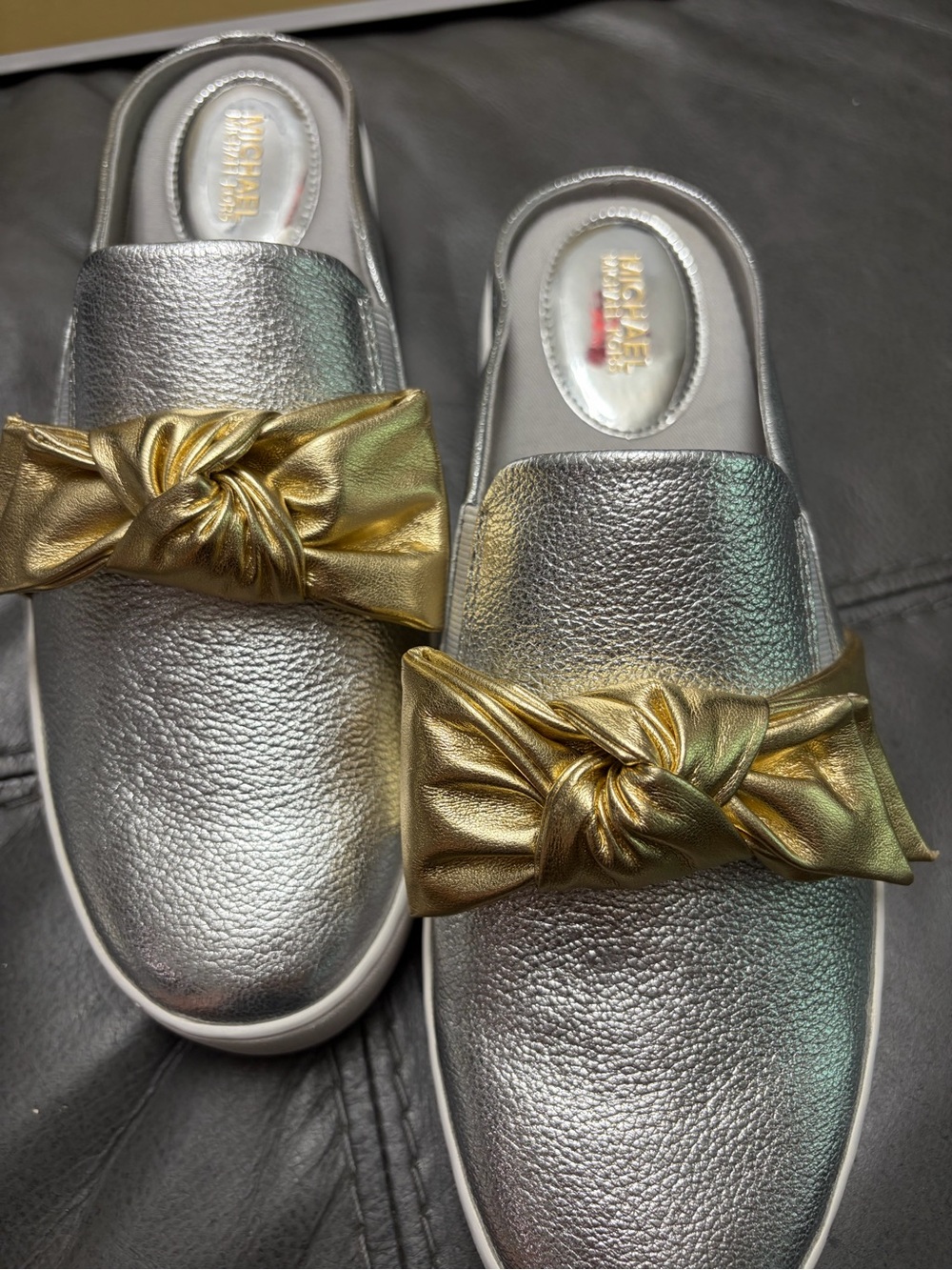 MICHAEL Michael Kors Willa Slip on Mule Metallic Silver & Gold Leather - Picture 9 of 14